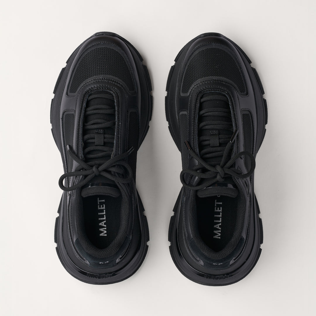 Alton Triple Black